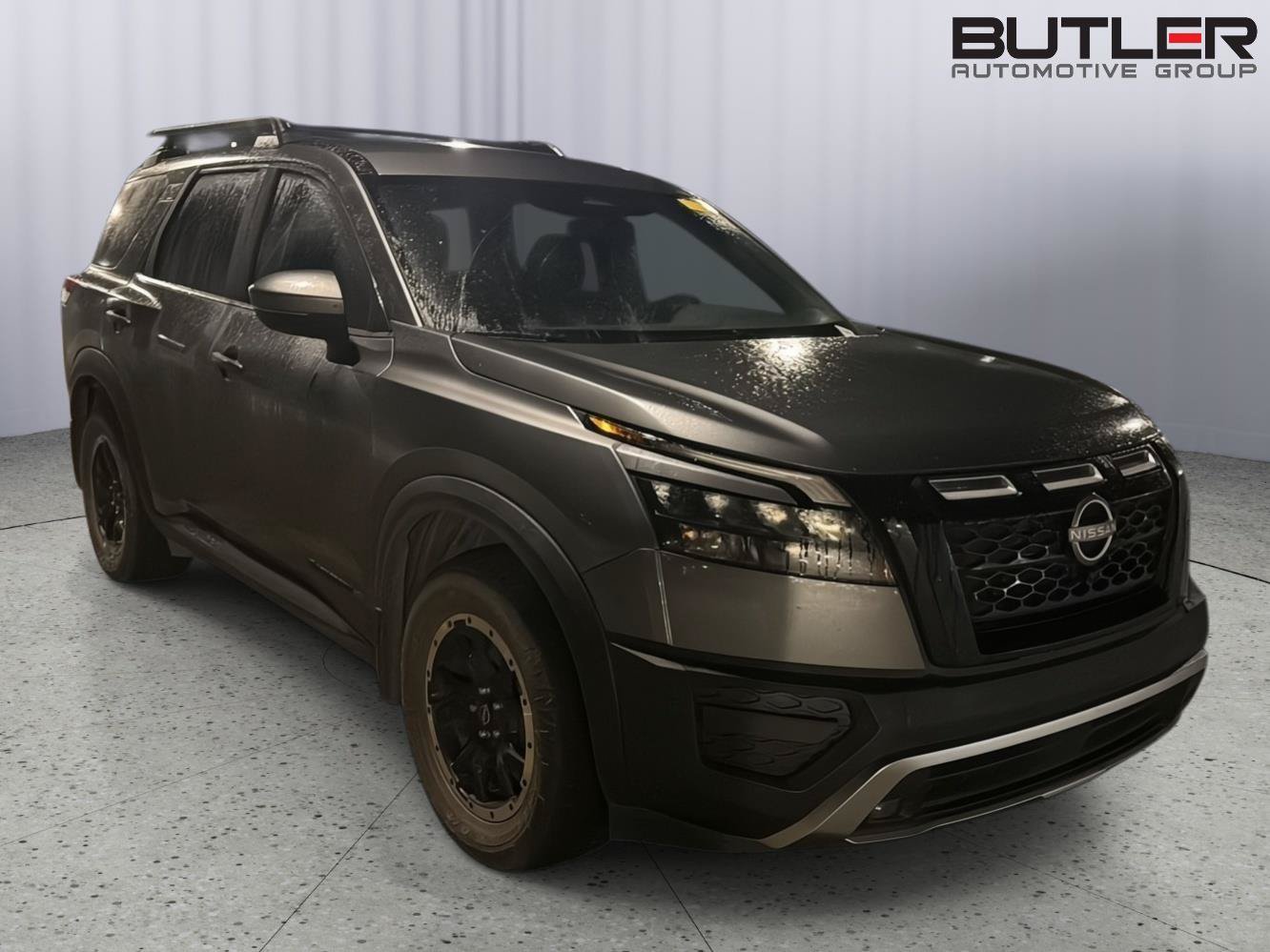 Used 2024 Nissan Pathfinder Rock Creek AWD/4WD image 2