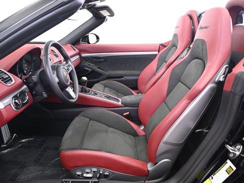 Used 2022 Porsche 718 Boxster Spyder image 29