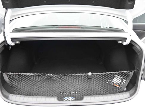 Certified 2025 Hyundai Elantra SEL FWD image 13