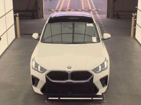 Used 2026 BMW X2 xDrive28i image 1