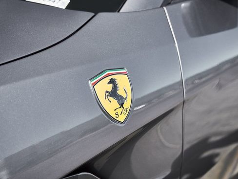 Used 2020 Ferrari GTC4Lusso AWD/4WD image 11