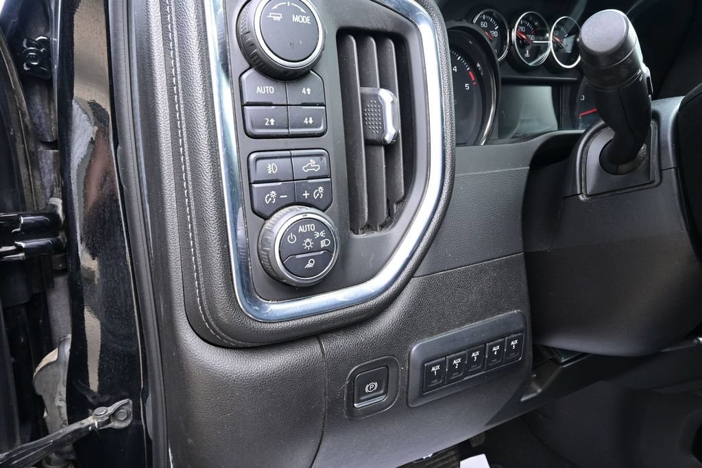 Used 2021 Chevrolet Silverado 3500 LTZ w/ LTZ Convenience Package AWD/4WD image 28