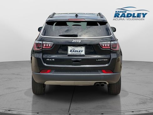 Used 2022 Jeep Compass Limited AWD/4WD image 3