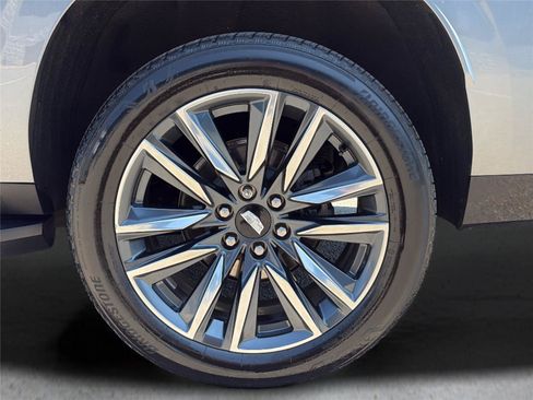 Used 2022 Cadillac Escalade ESV Sport AWD/4WD image 56