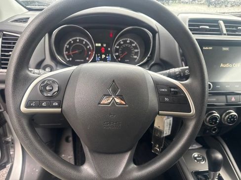 Used 2026 Mitsubishi Outlander Sport AWD image 11