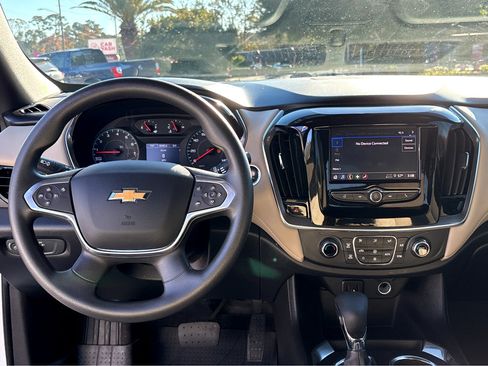 Used 2023 Chevrolet Traverse LS w/ Safety Package image 13