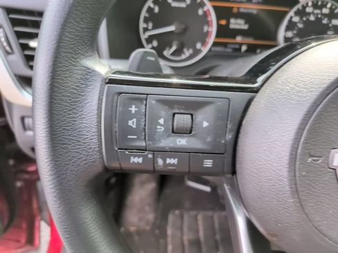 Used 2023 Nissan Rogue SV FWD image 14