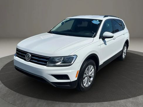 Used 2019 Volkswagen Tiguan SE FWD image 3