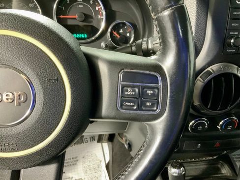 Used 2011 Jeep Wrangler Unlimited Sport AWD/4WD image 21