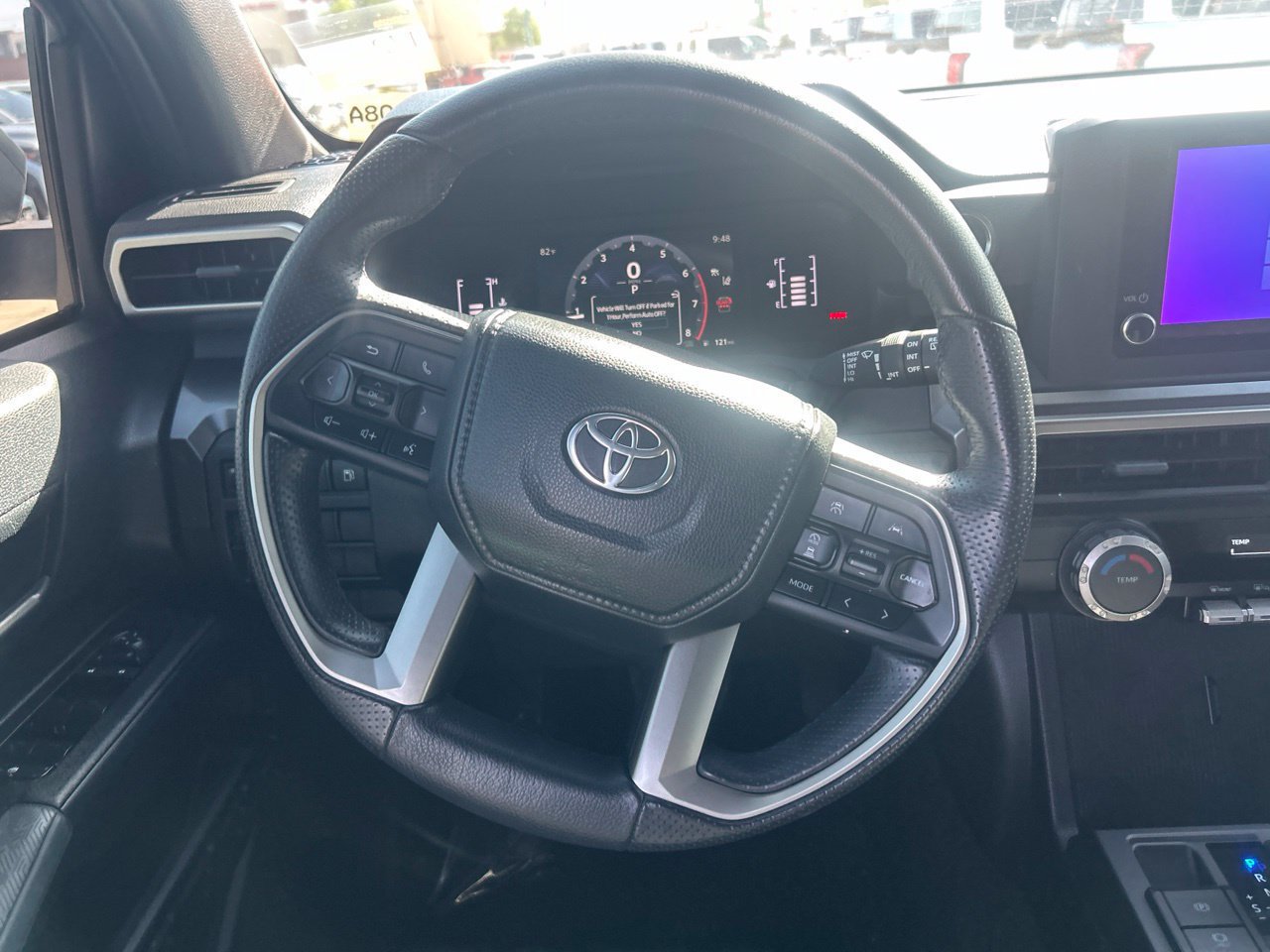Used 2025 Toyota 4Runner SR5 AWD/4WD image 12