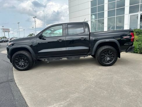 Used 2024 Chevrolet Colorado Trail Boss w/ Safety Package AWD/4WD image 8