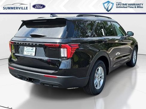 New 2026 Ford Explorer Active RWD image 3