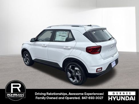 New 2026 Hyundai Venue SEL FWD image 6