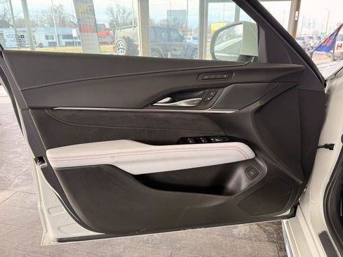 Used 2023 Cadillac CT4 V Blackwing w/ Driver Assist Package image 29