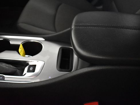 Used 2024 Chevrolet Malibu LT image 33