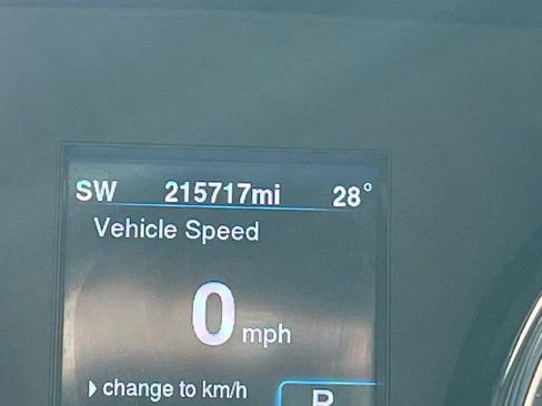 Used 2014 Chrysler 300 image 33