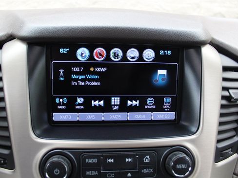 Used 2018 GMC Yukon Denali w/ Denali Ultimate Package AWD/4WD image 9