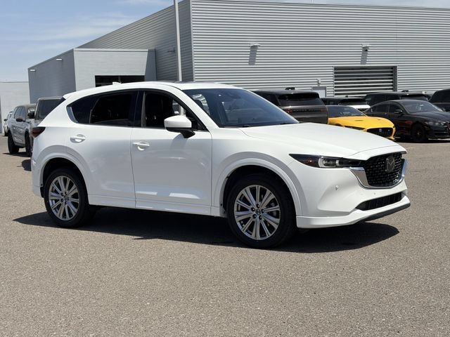 Used 2022 MAZDA CX-5 Signature AWD/4WD image 4