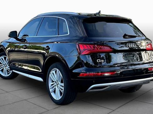 Used 2018 Audi Q5 2.0T Premium Plus w/ Premium Plus Package AWD/4WD image 12