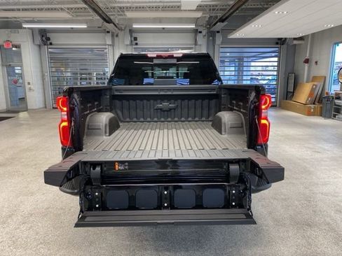 New 2026 Chevrolet Silverado 1500 ZR2 AWD/4WD image 7