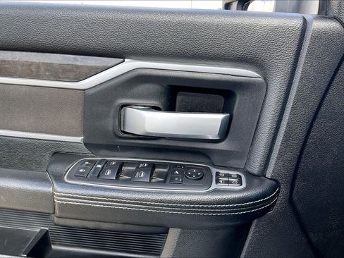 Used 2024 RAM 2500 Big Horn AWD/4WD image 32