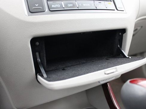 Used 2006 Hyundai Azera Limited image 21