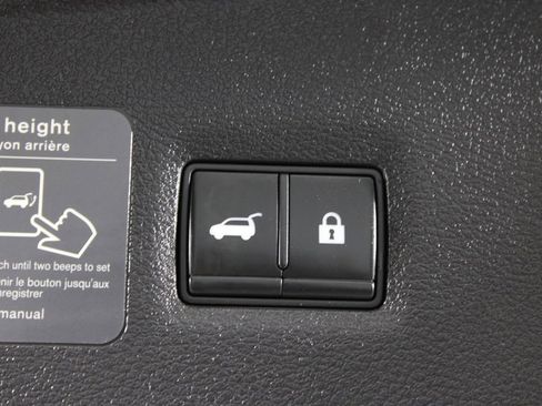 Used 2022 INFINITI QX55 Luxe w/ Cargo Package image 19