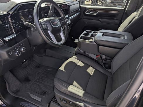 Used 2024 GMC Sierra 2500 SLE w/ SLE Value Package; AWD/4WD image 10