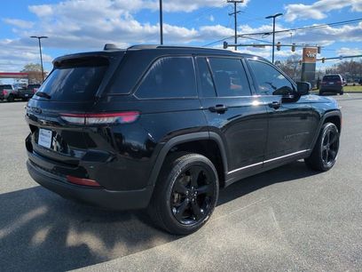 Used 2023 Jeep Grand Cherokee Altitude