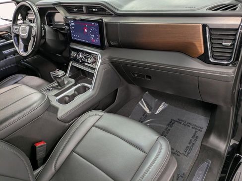 Used 2023 GMC Sierra 1500 Denali w/ Technology Package image 29