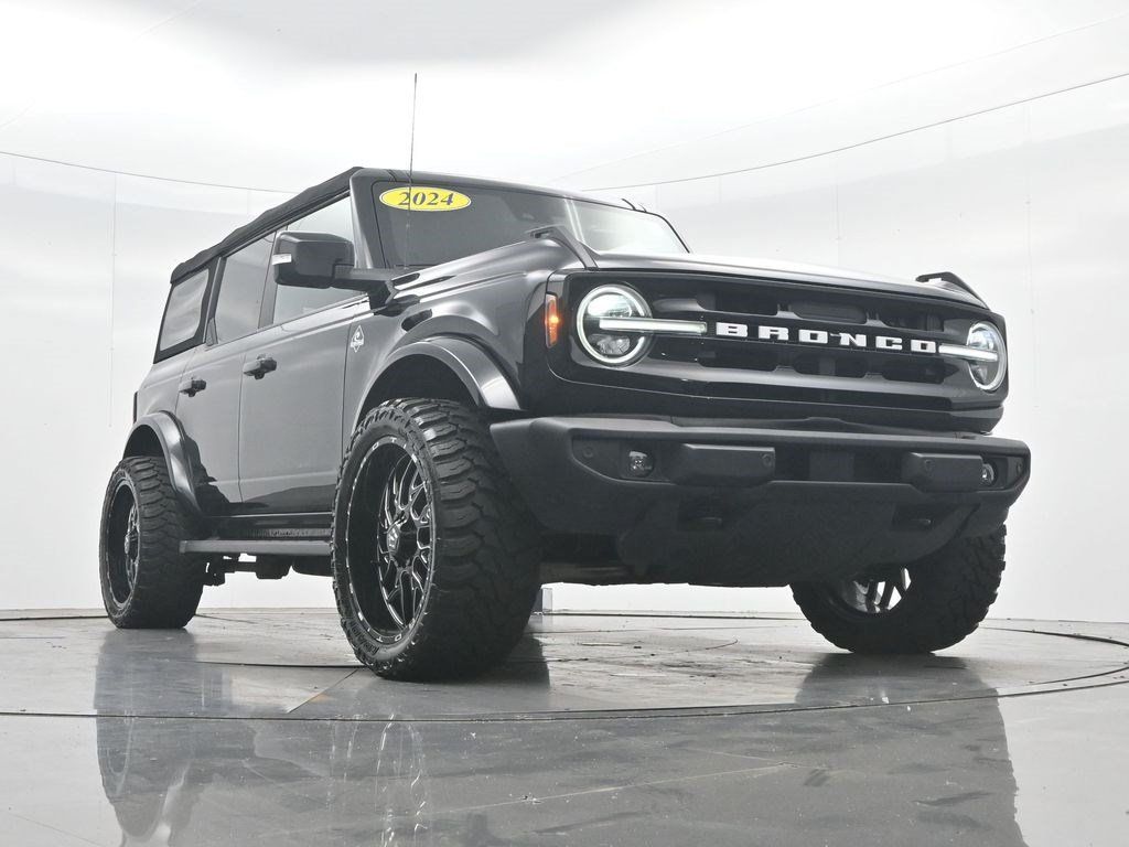 Used 2024 Ford Bronco Outer Banks AWD/4WD image 69
