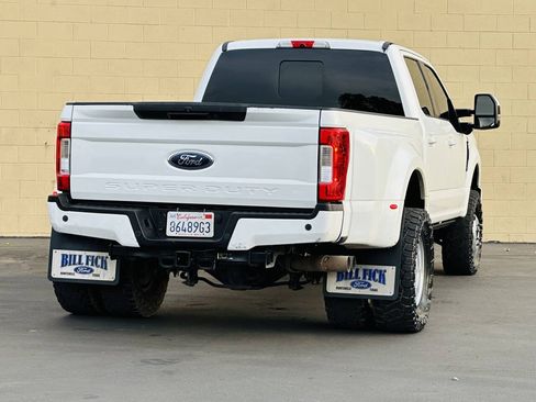 Used 2017 Ford F350 Lariat AWD/4WD image 5