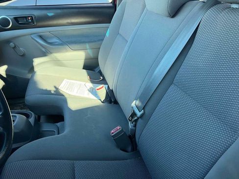 Used 2010 Toyota Tacoma 2WD Regular Cab image 5