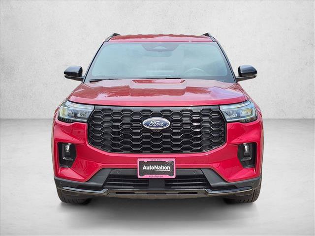 Used 2025 Ford Explorer ST-Line w/ Premium Package RWD image 2
