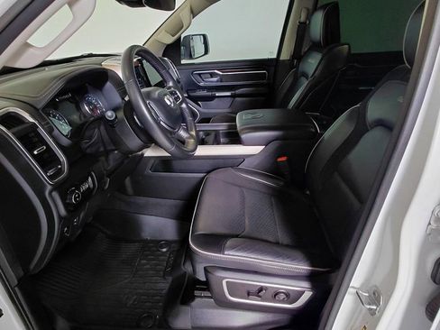 Used 2022 RAM 1500 Laramie AWD/4WD image 10