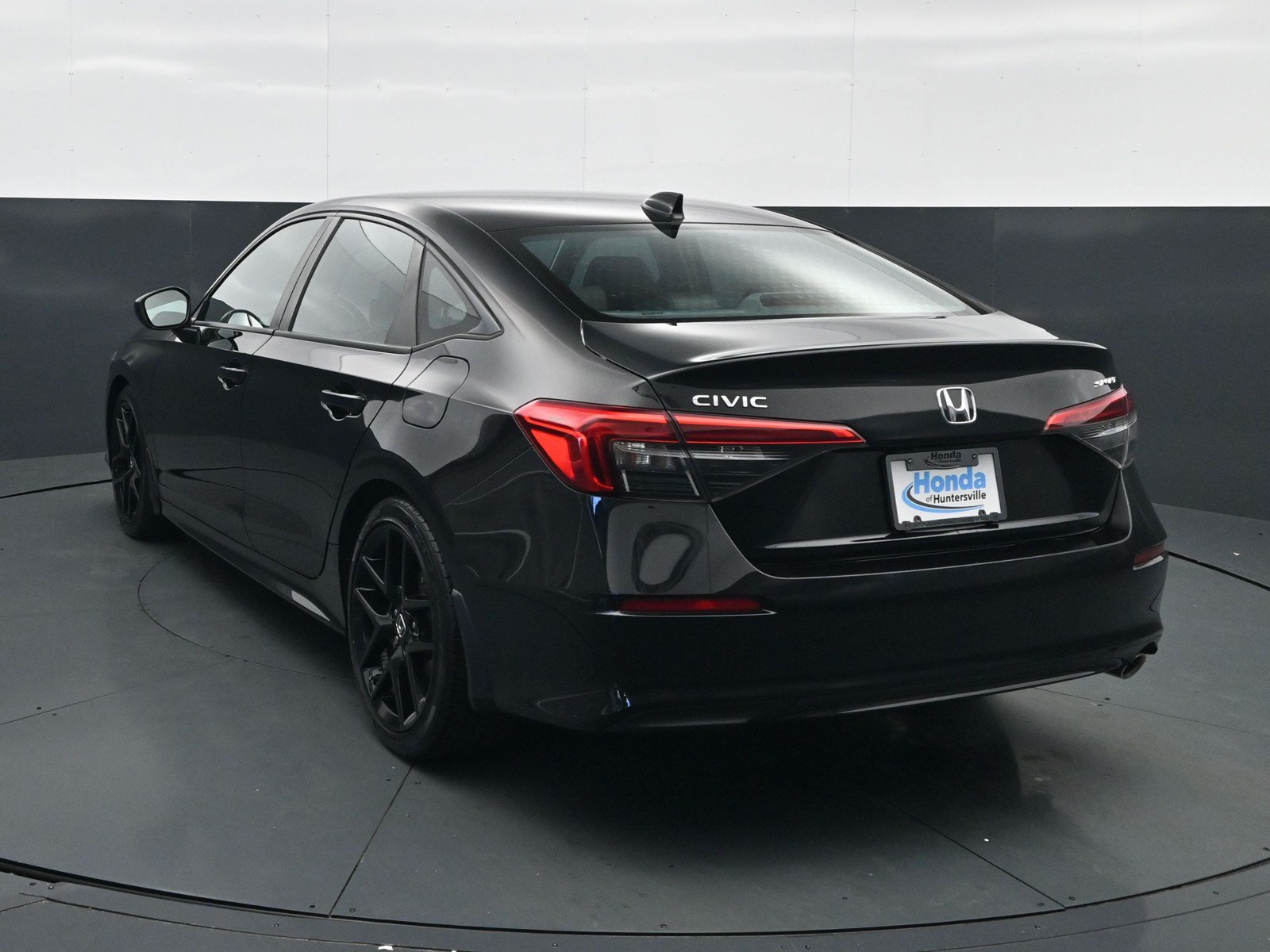 Used 2024 Honda Civic Sport image 6