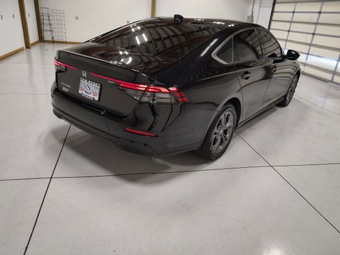 Used 2024 Honda Accord EX image 13