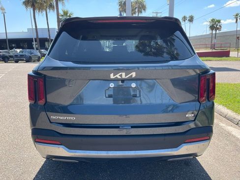 New 2025 Kia Sorento S w/ Panoramic Sunroof Package image 4