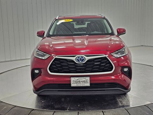 Used 2021 Toyota Highlander XLE image 8