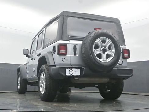 Used 2022 Jeep Wrangler Unlimited Sport AWD/4WD image 47