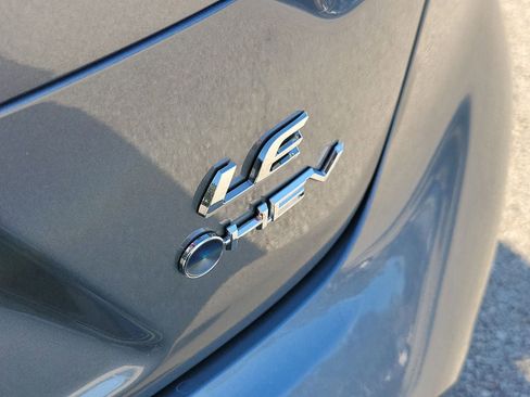 Used 2025 Toyota Corolla LE image 7