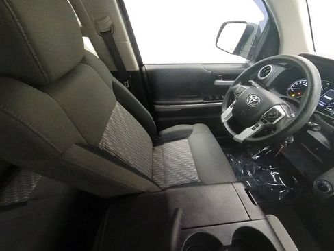 Certified 2019 Toyota Tundra SR5 AWD/4WD image 23