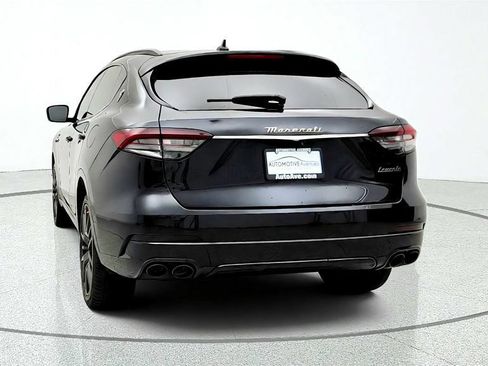 Used 2022 Maserati Levante GT AWD/4WD image 6