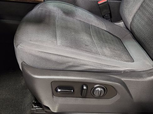 Used 2021 GMC Sierra 1500 Elevation w/ Preferred Package image 43