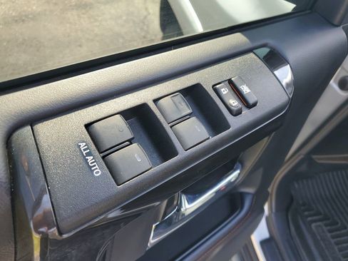 Used 2023 Toyota 4Runner TRD Off-Road Premium w/ Moonroof Package AWD/4WD image 9