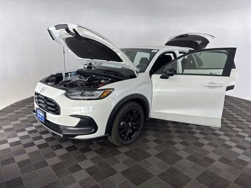 Certified 2026 Honda HR-V Sport image 14
