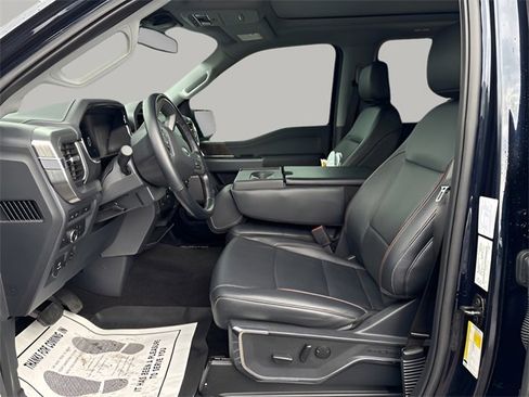 Used 2022 Ford F150 Lariat image 8