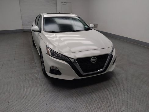 Used 2021 Nissan Altima 2.5 SL FWD image 13