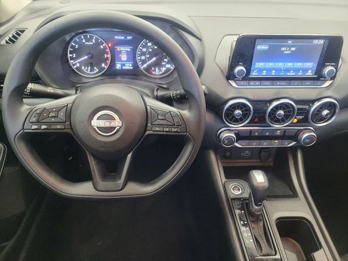 Used 2025 Nissan Sentra S image 22