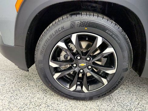 Used 2021 Chevrolet TrailBlazer LT FWD image 9